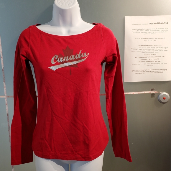 Super Cute! NHL Reebok Red with Silver, Long Sleeve Shirt, Canada, Stretchy - Picture 3 of 10